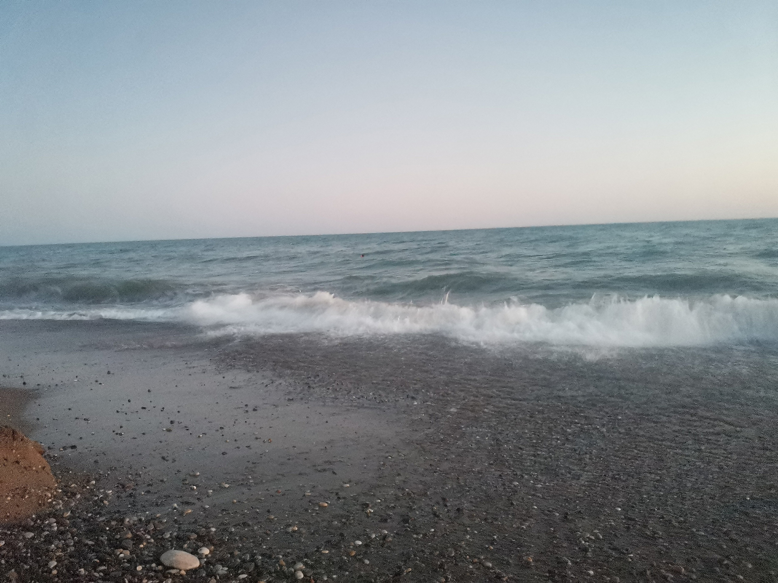 Этот курорт на Черном море легко заменит Анапу — чистейшие пляжи и без толп туристов