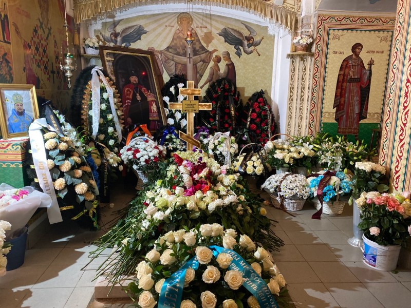 Сыктывкарцам показали место упокоения архиепископа Питирима