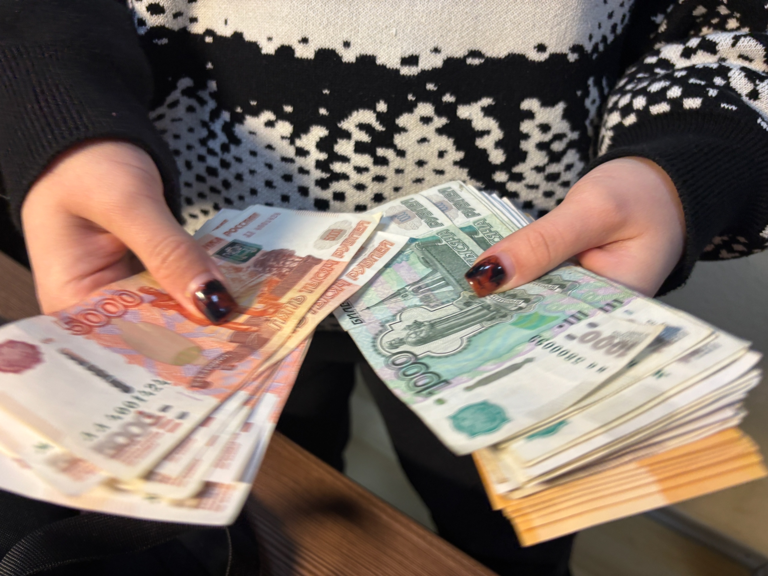 Сотрудница пункта выдачи в Сыктывкаре украла товары на 400 тысяч рублей