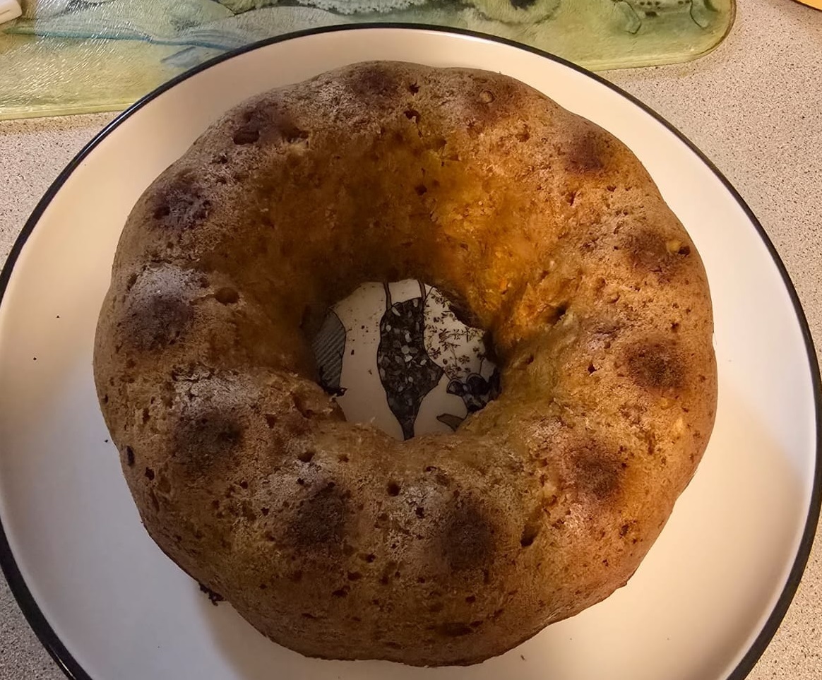 Мягкие кексы на кефире с изюмом – воздушные как облачко, 5 минут на тесто и 20 минут в духовке, тают во рту, спасет если гости в дверях