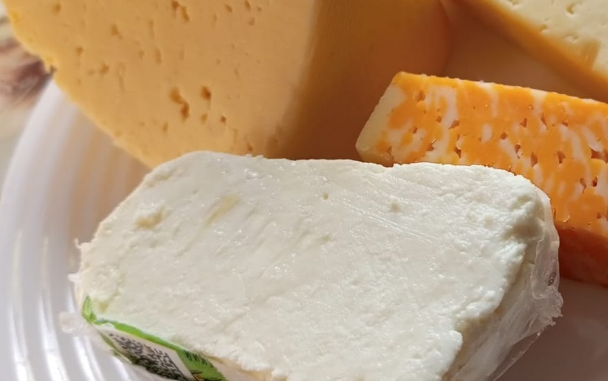 Сыр "филадельфию" не покупаю, делаю сама: в разы вкуснее, а выходит в копейки - делюсь рецептом