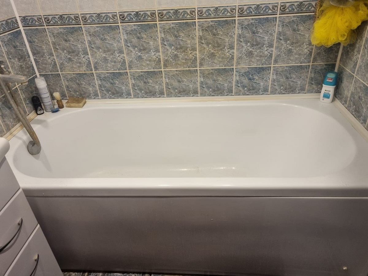 3 ложки на губку — и сантехника станет как новая: ни желтизны ни ржавчины даже под микроскопом — сияет как из магазина