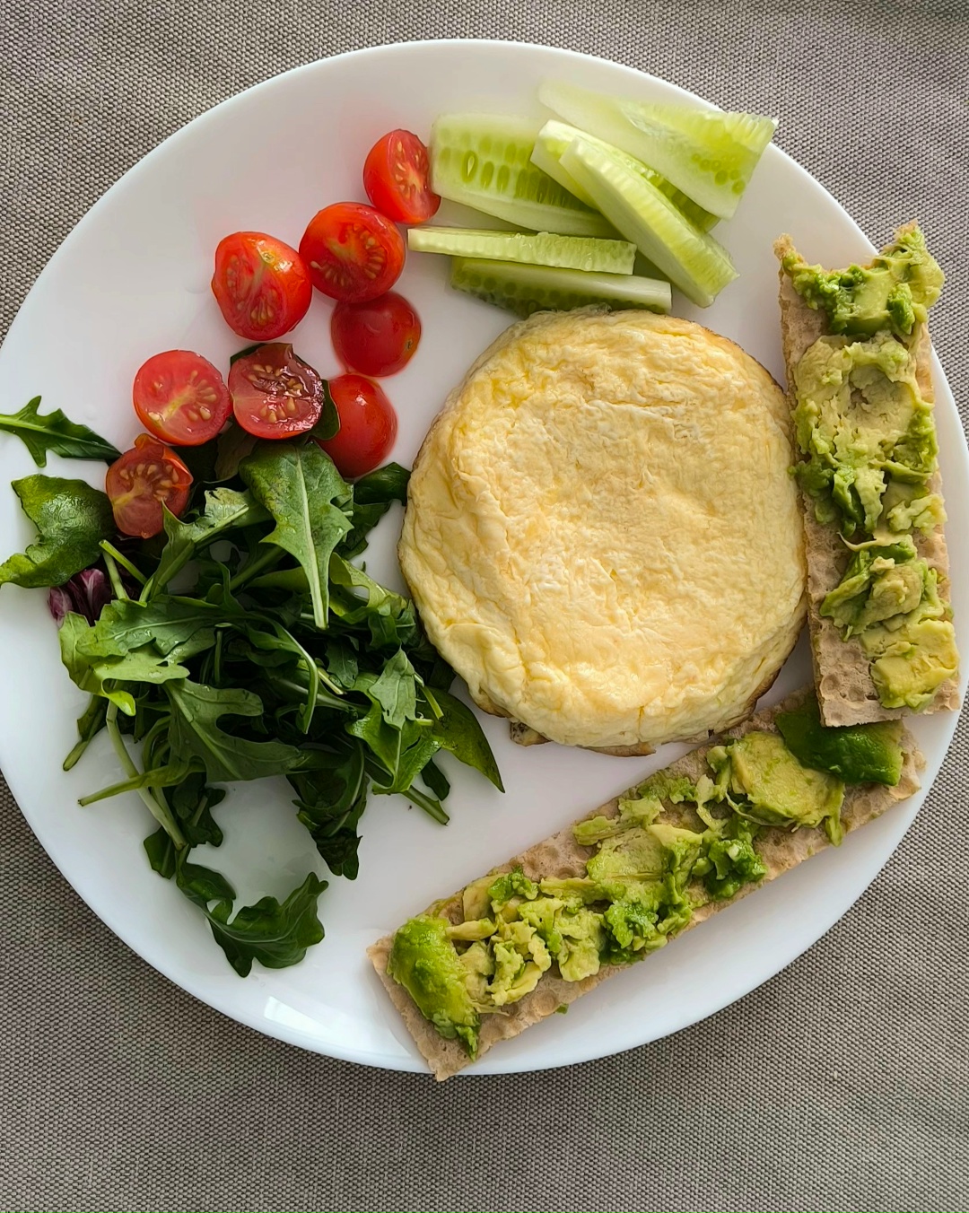 Диетологи назвали самый вредный завтрак: это не яичница с беконом и даже не сладкие хлопья