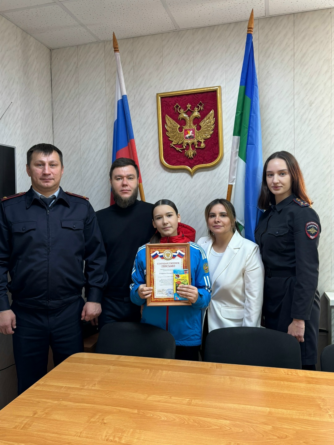 В Коми школьница спасла дом от пожара: полиция отметила героизм девочки