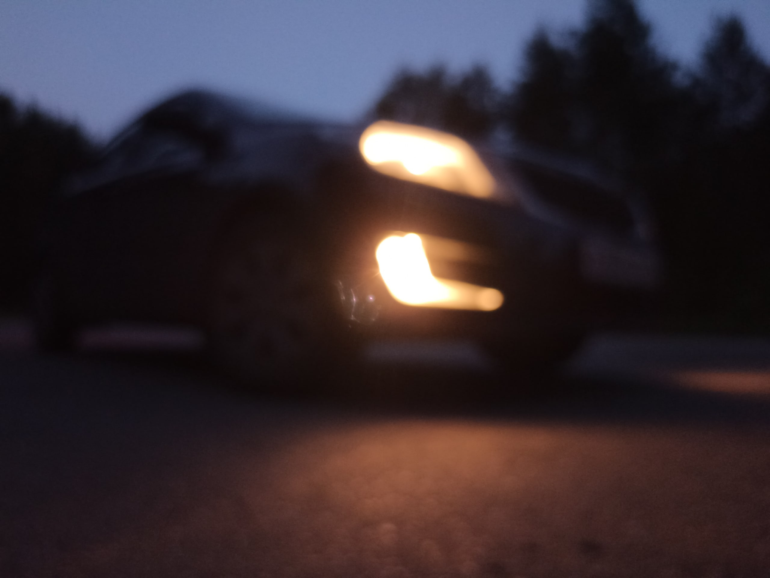 Житель Коми лишился прав за "мигалку" на машине ради развлечения