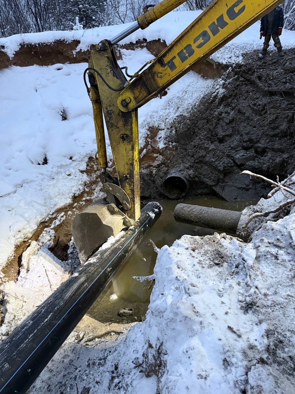 В Сыктывкаре водоканал модернизирует трубы по уникальной технологии