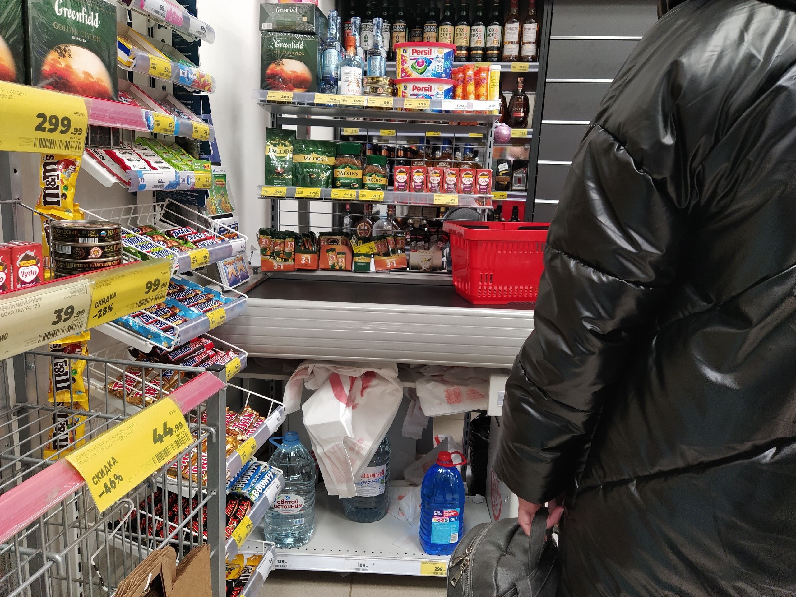 9 лет за кассой в "Магните": эти продукты я никогда не беру и вам не советую — честный рассказ сотрудника
