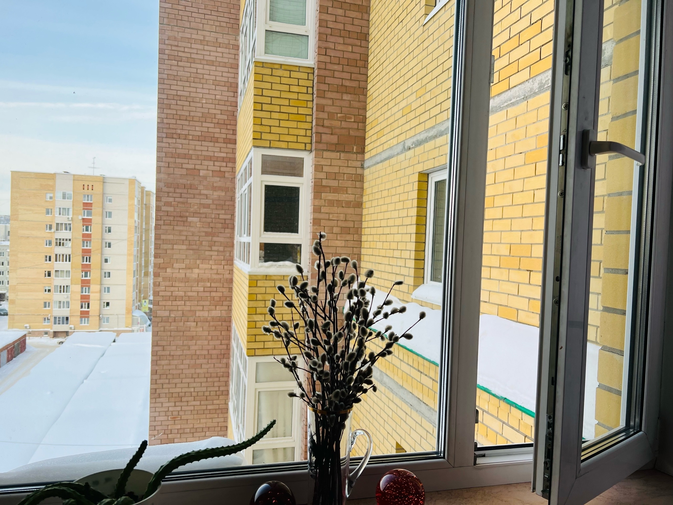 Сыктывкарцам пояснили, как в морозы использовать окна в квартире