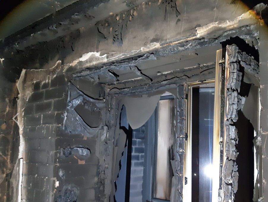 В Сыктывкаре пожарные предотвратили трагедию в многоэтажке: 5 человек спасли, 10 эвакуировали