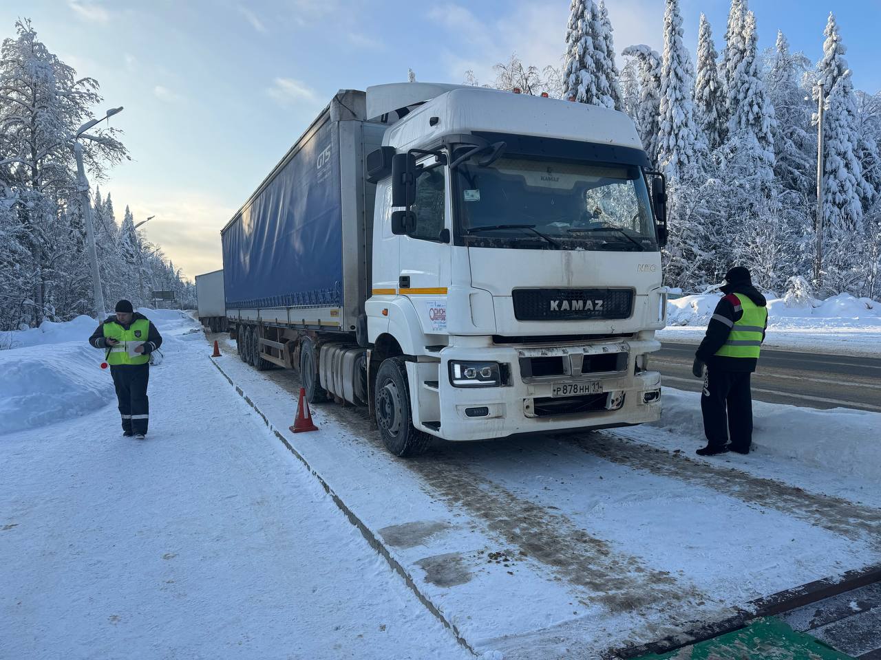 В Коми активизировали контроль за перегруженными фурами