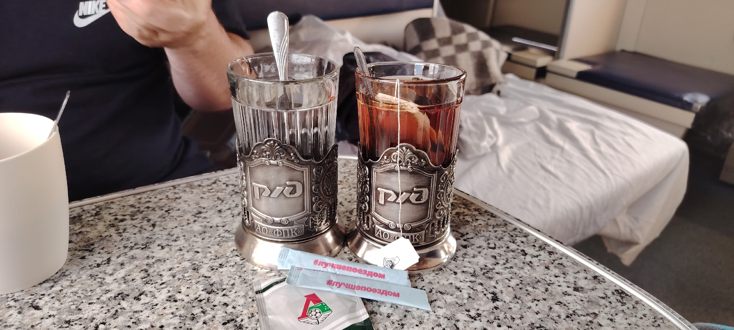 РЖД, что творишь? Вместо курочки в фольге – проход по биометрии. Без паспорта, но с лицом