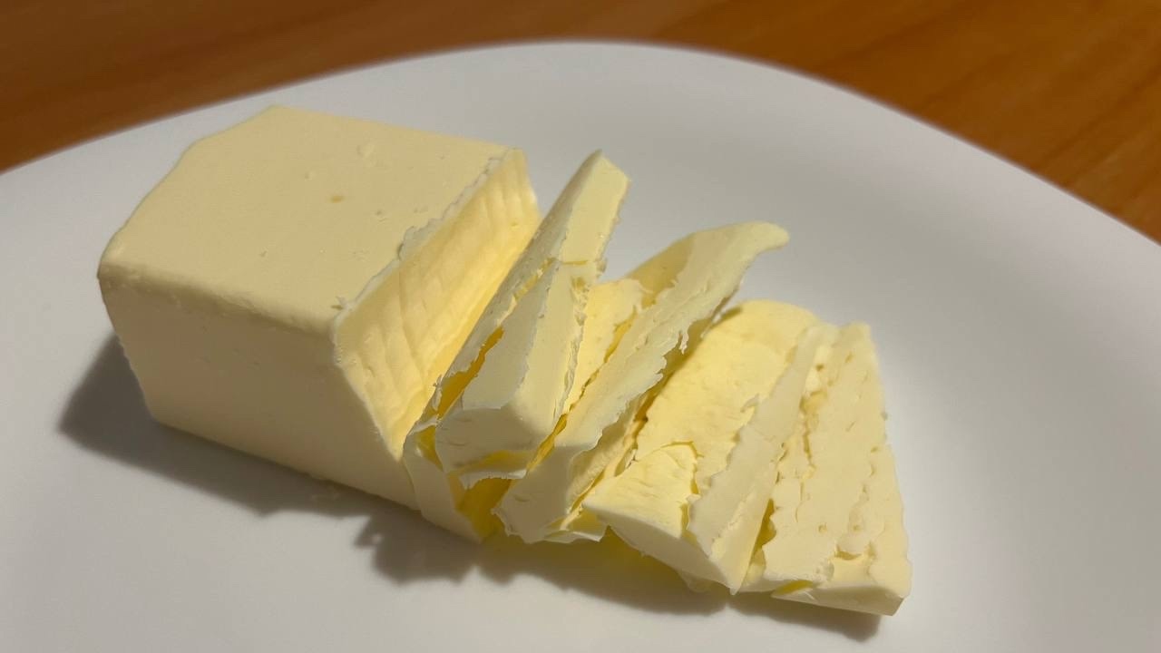 Смело берите 3 пачки - внутри 100% сливки: Роскачество назвало марки сливочного масла для блинов на Масленицу