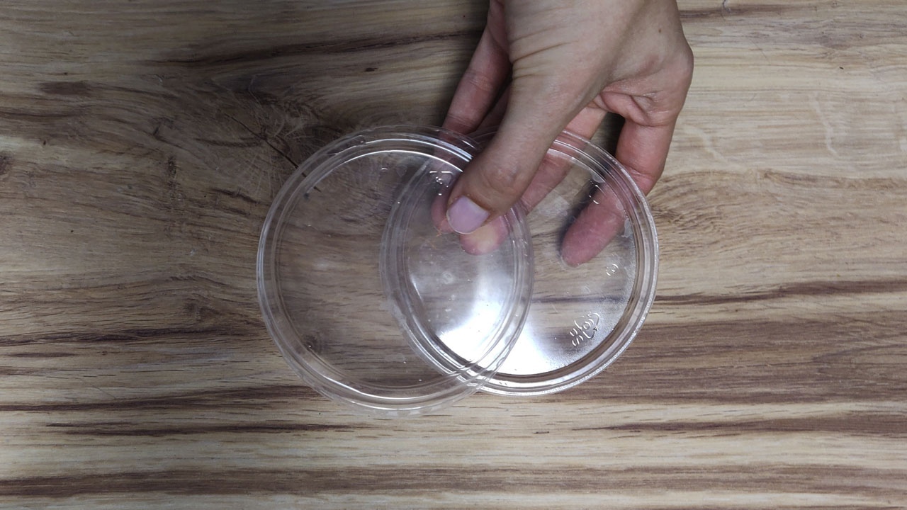 Что я делаю с крышками от сметаны на кухне. Делюсь полезными советами