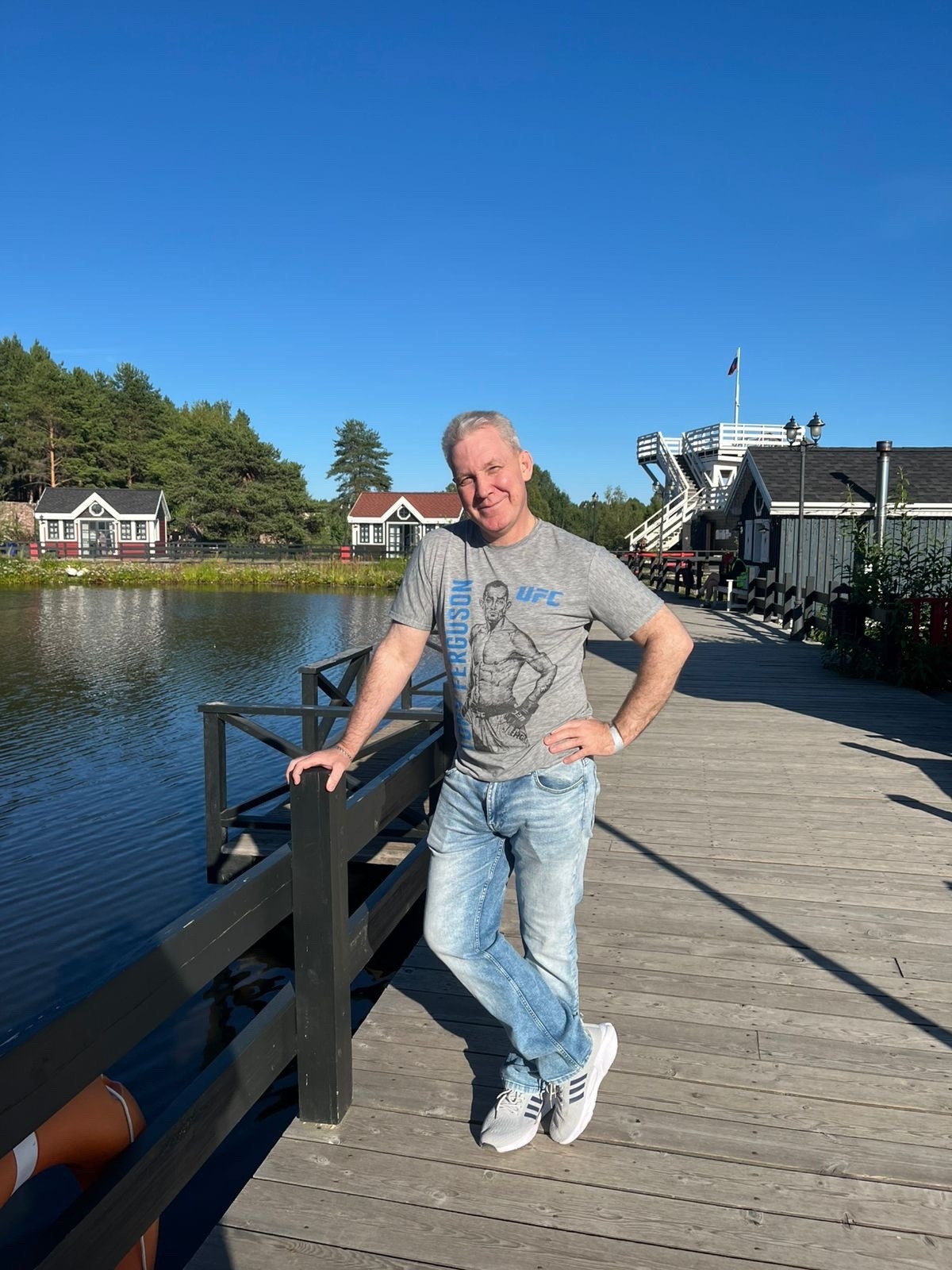 “Положил таблетку Анальгина, чтобы боль прошла”: сыктывкарский хирург рассказал о забавных случаях с пациентами и спасении человека на улице