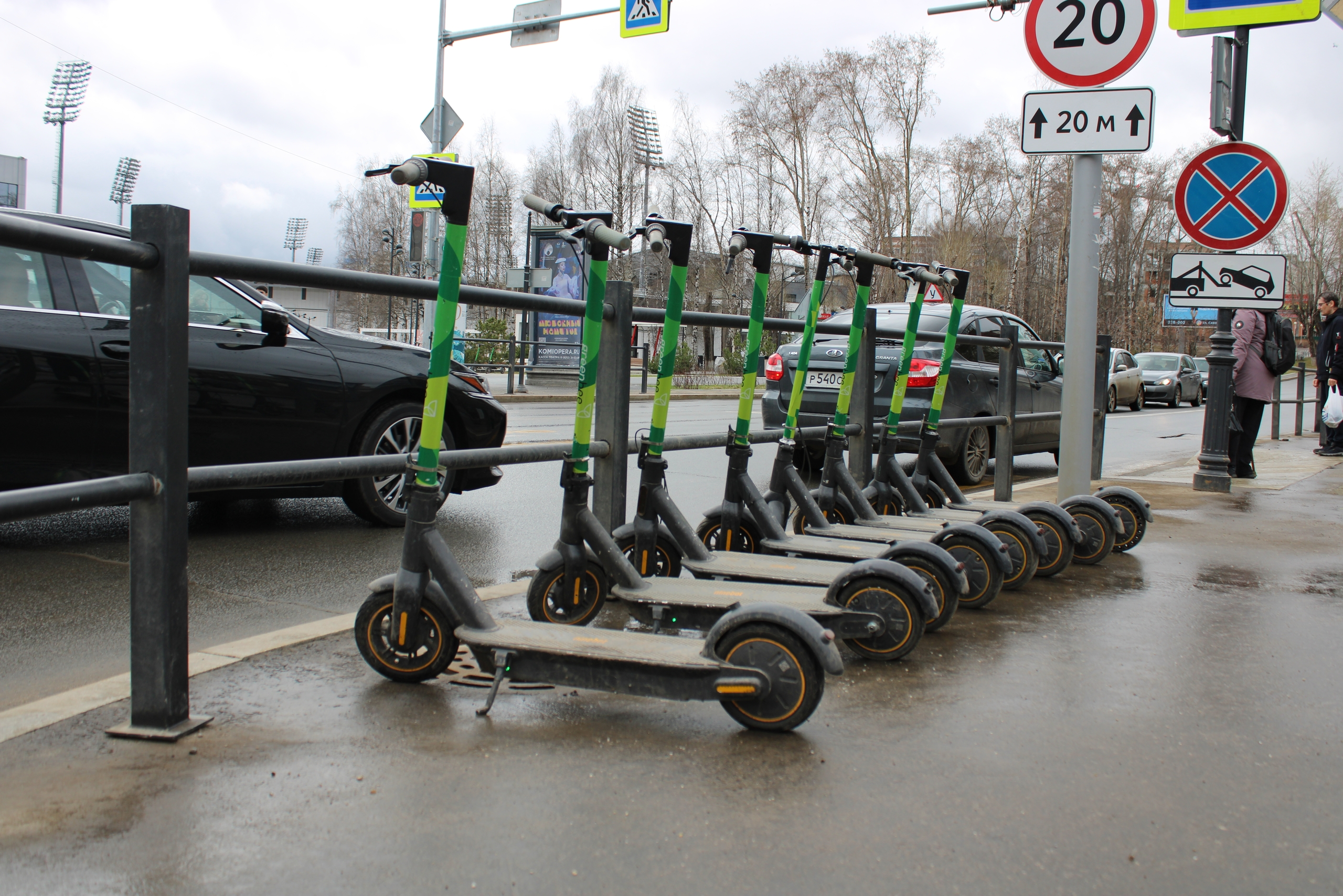 Жители Коми чаще попадают в аварии на арендованных самокатах, чем на личных
