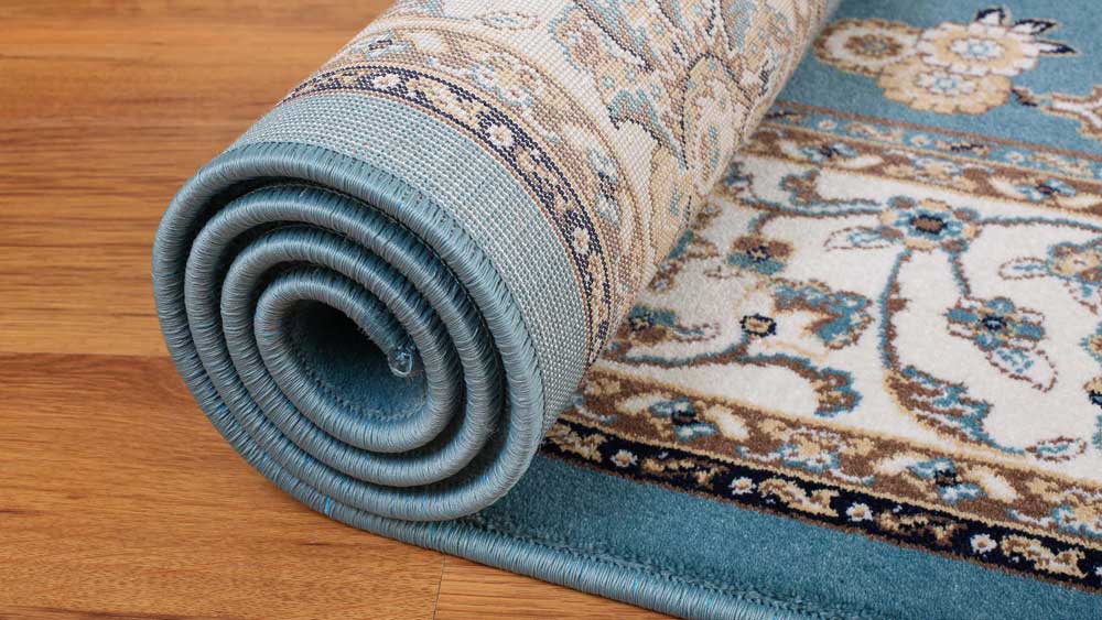 Всего 1 ложка на таз — и ковер словно новый: вся застарелая грязь сошла за 15 минут