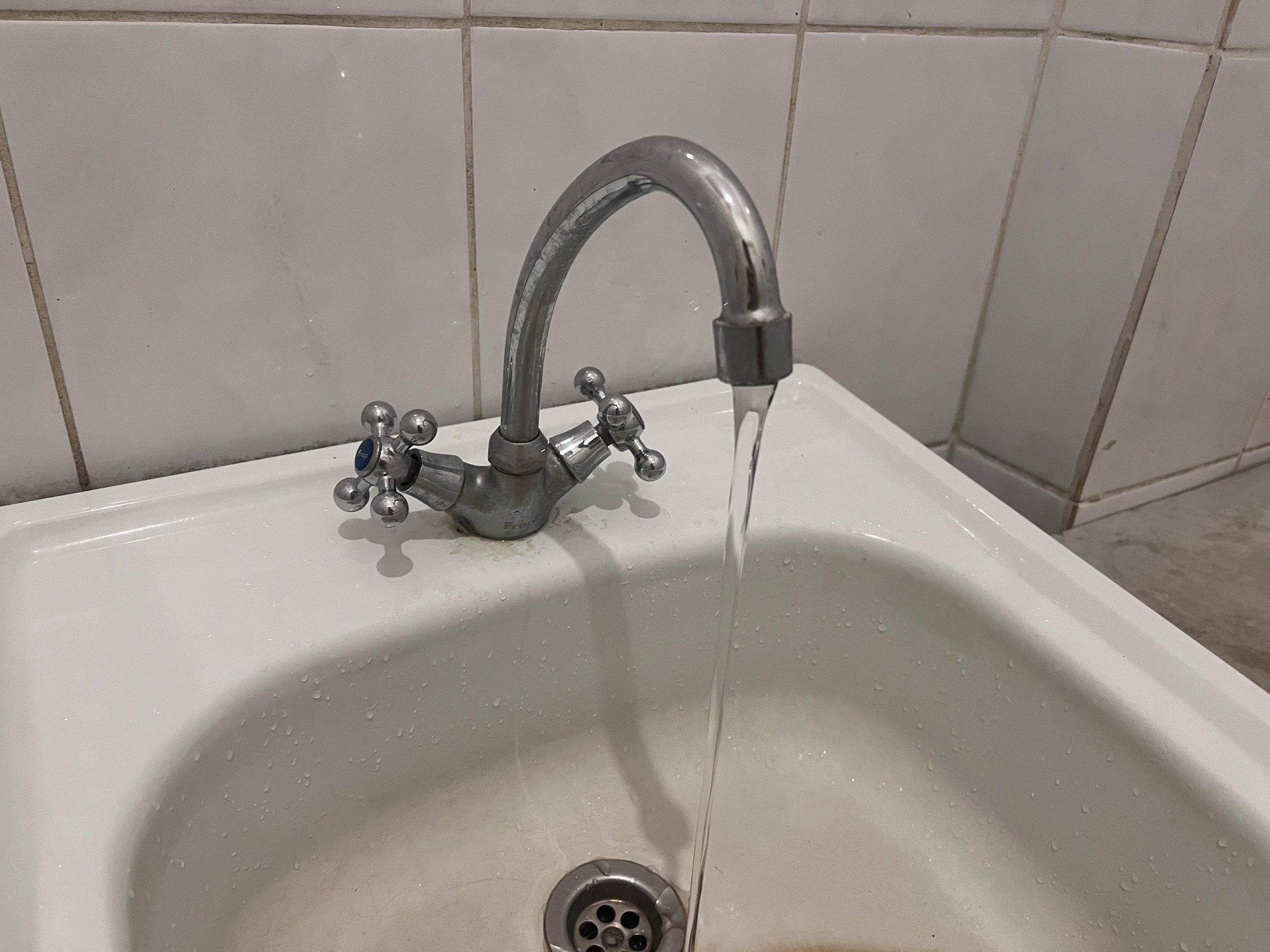 Мошенники обманывают сыктывкарцев на теме счетчиков по воде