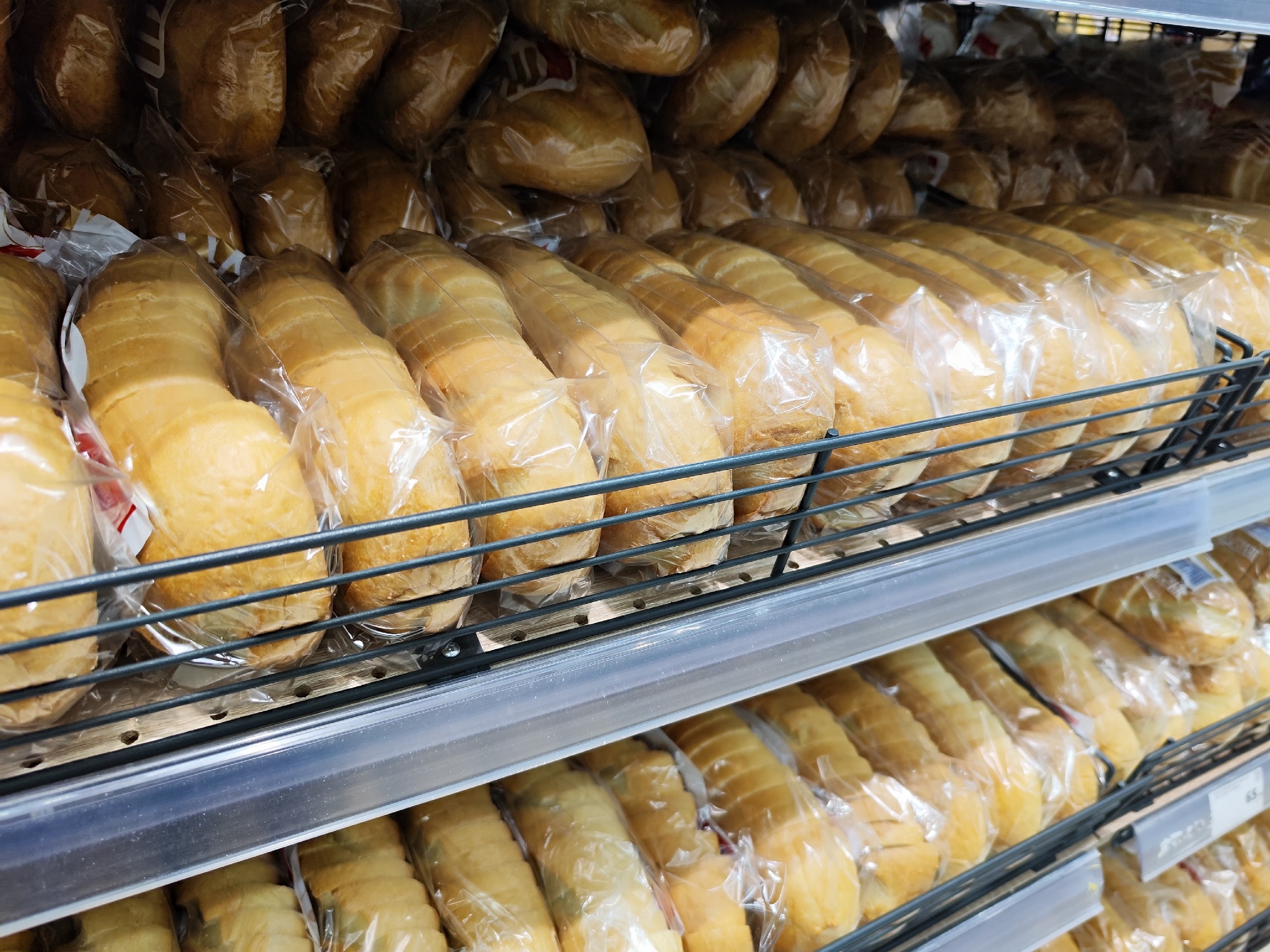 Как правильно нарезать хлеб: забытый навык, который стоит вспомнить