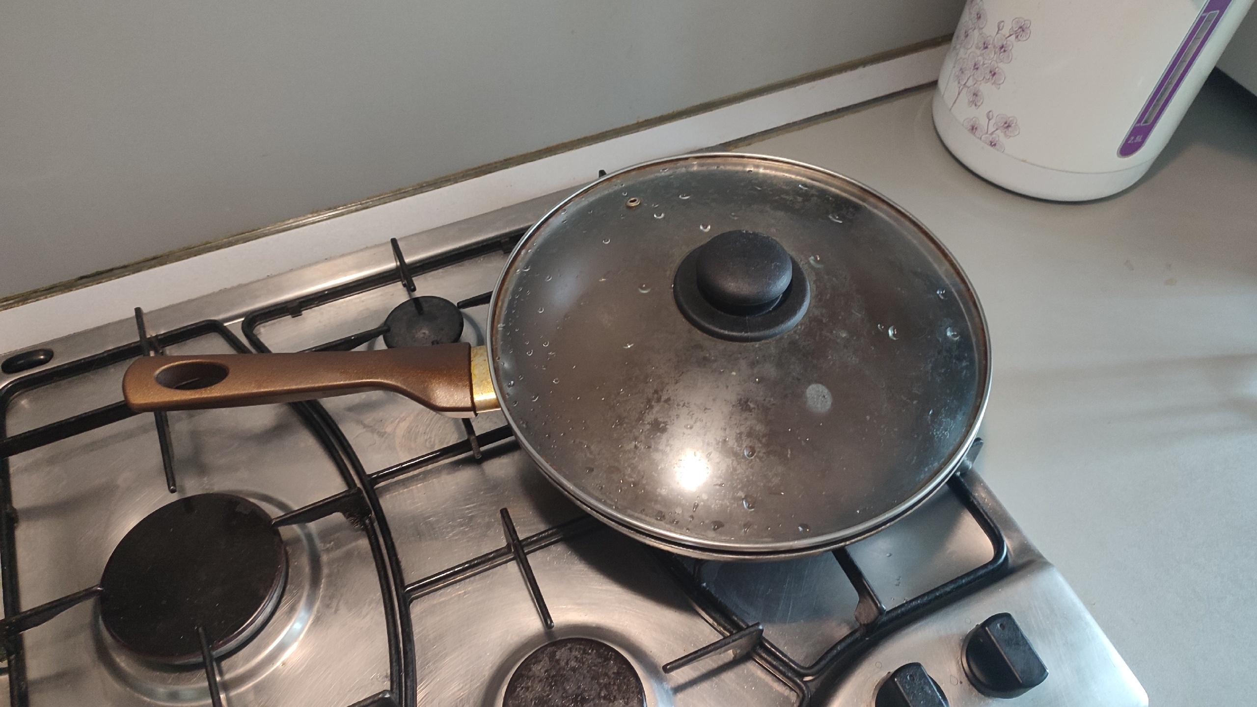 Жительница Коми получила реальный срок за удар сожителя сковородкой