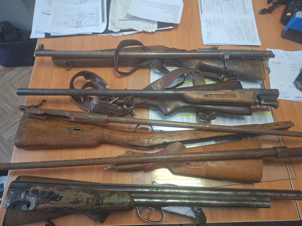 Сыктывкарец пришел в полицию с оружием и патронами 