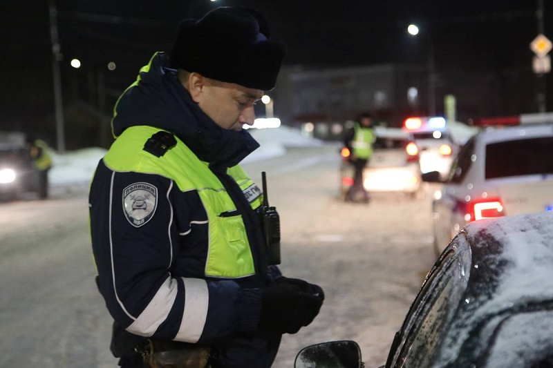 В Сыктывкаре в праздничные дни ищут нетрезвых водителей