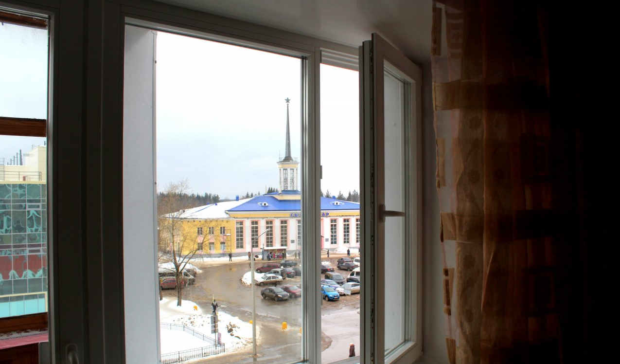 Из стыков больше не дует, а дома тепло - решила главную проблему пластиковых окон, делюсь как