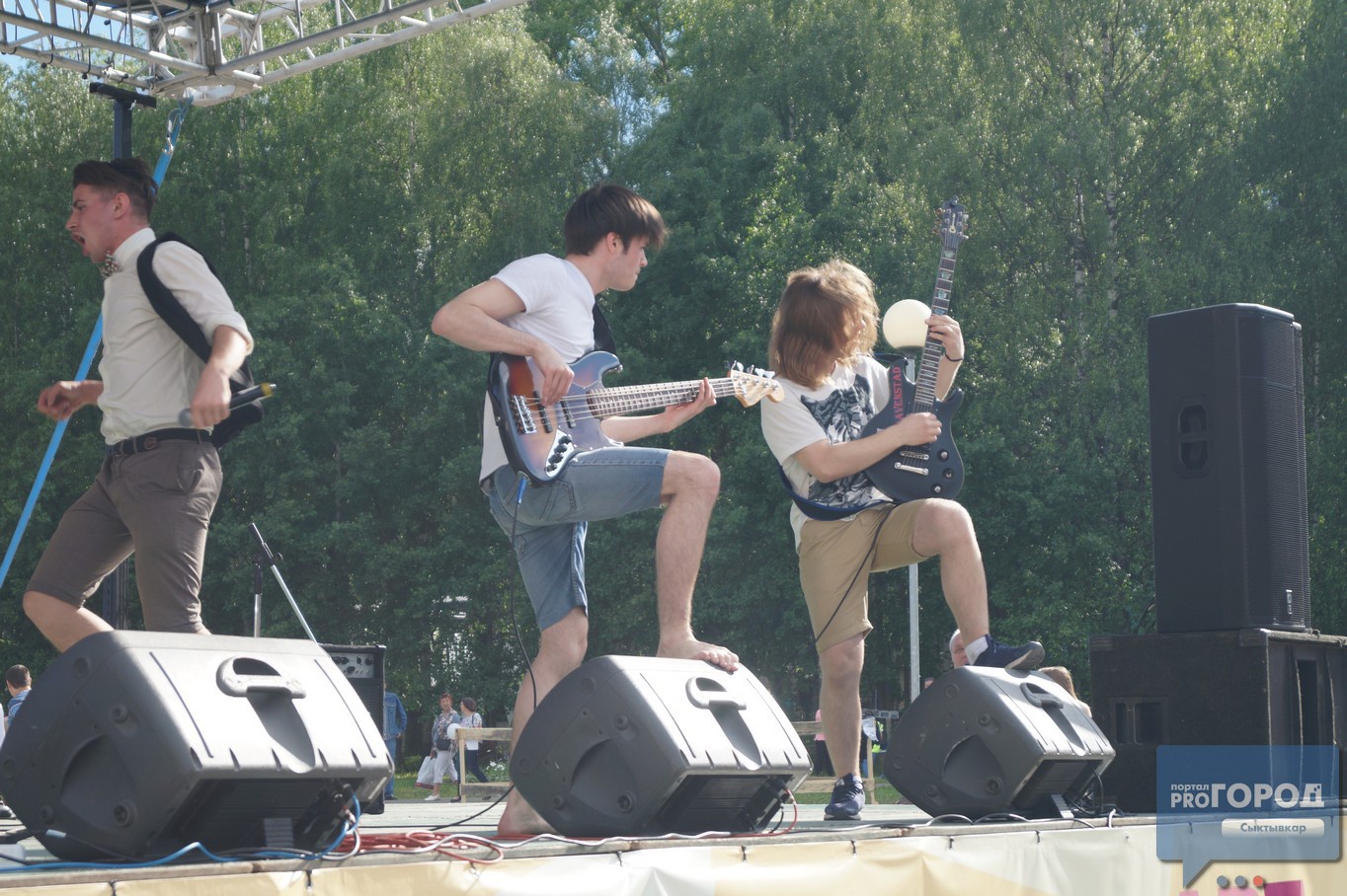 В Сыктывкаре прошел концерт вокального конкурса «Подари городу песню» (фото)