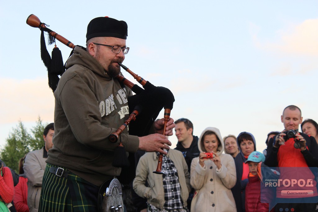 Волынщик Владимир Молодцов на open air концерте: «Сыктывкар никогда не перестает меня удивлять!»