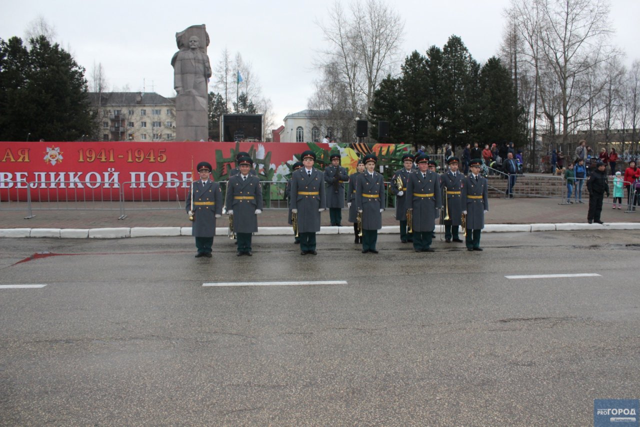 Парад в сыктывкаре фото