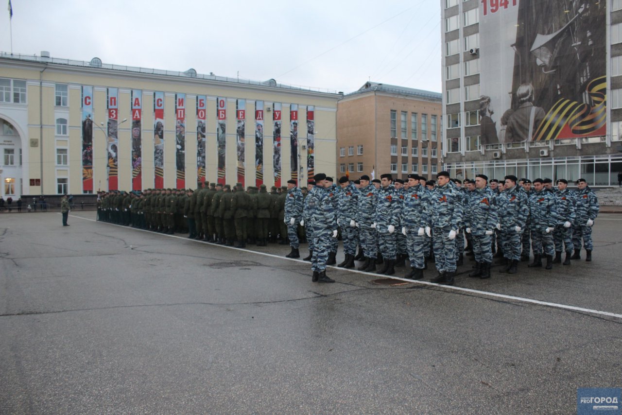 Парад в сыктывкаре фото