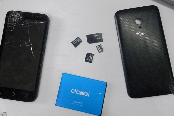 В Сыктывкаре мать прислала сыну-заключенному запрещенные подарки