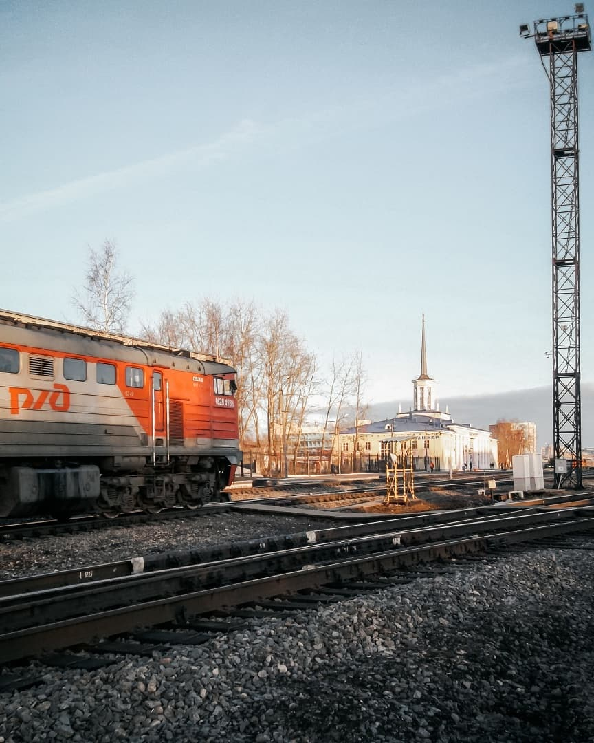 Фото дня в Сыктывкаре: «Кто-то уходит, кто-то приходит, а память остается»