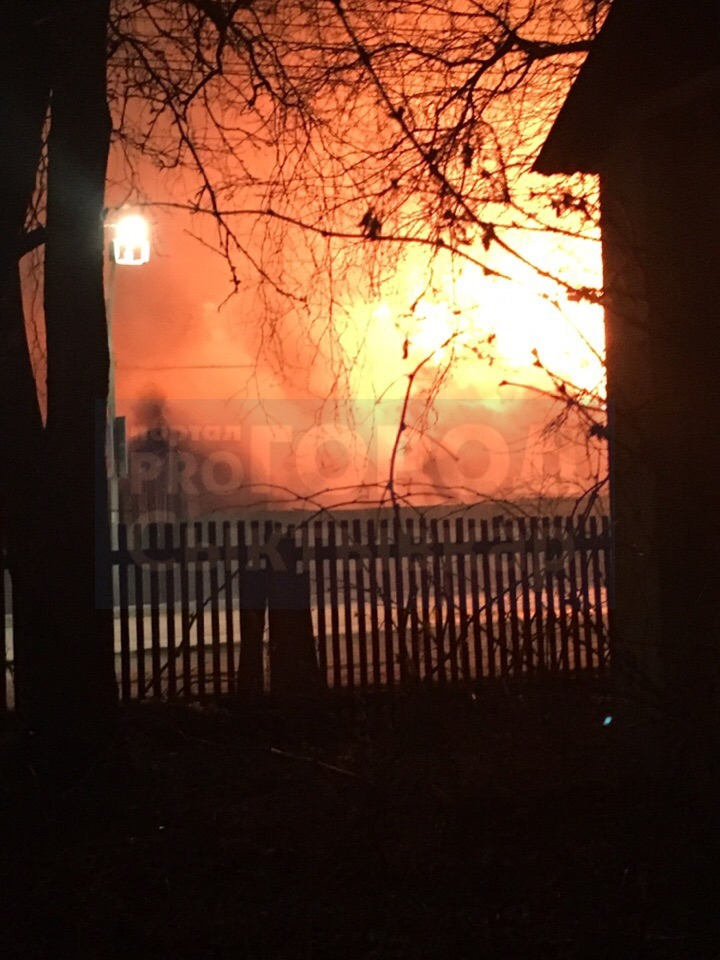 Страшный пожар на улице Энгельса в Сыктывкаре оказался поджогом