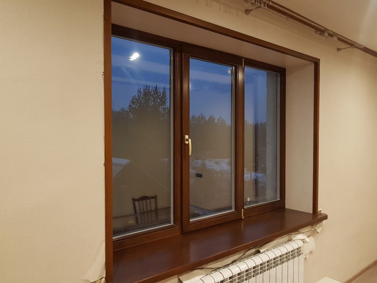 Почему цены на деревянные окна в разных сыктывкарских компаниях отличаются?