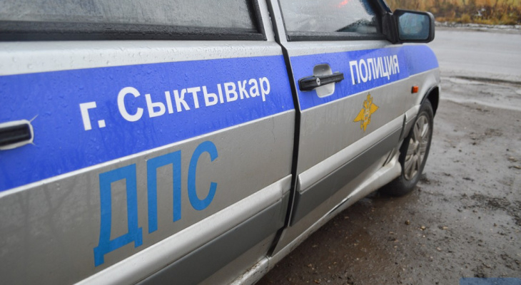 Сыктывкарца попросили починить авто, но мужчина «заправился» спиртным и угнал его