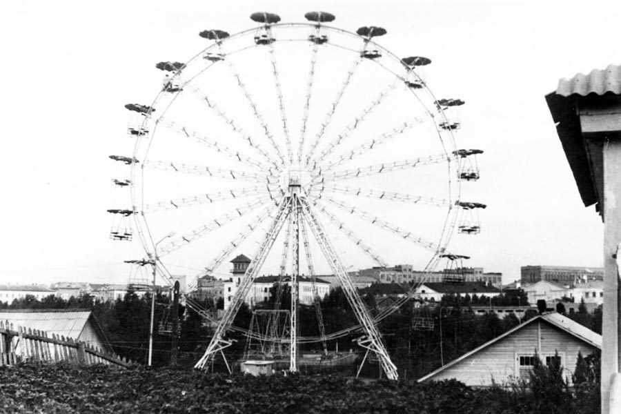 О жителях Коми, которые скидываются на колесо обозрения, написал популярный паблик (видео)