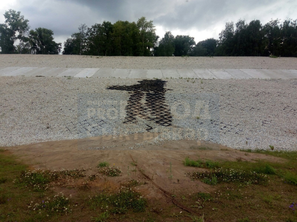 Сыктывкарцы о благоустройстве набережной гранитом: «К тому времени она уже разрушится»