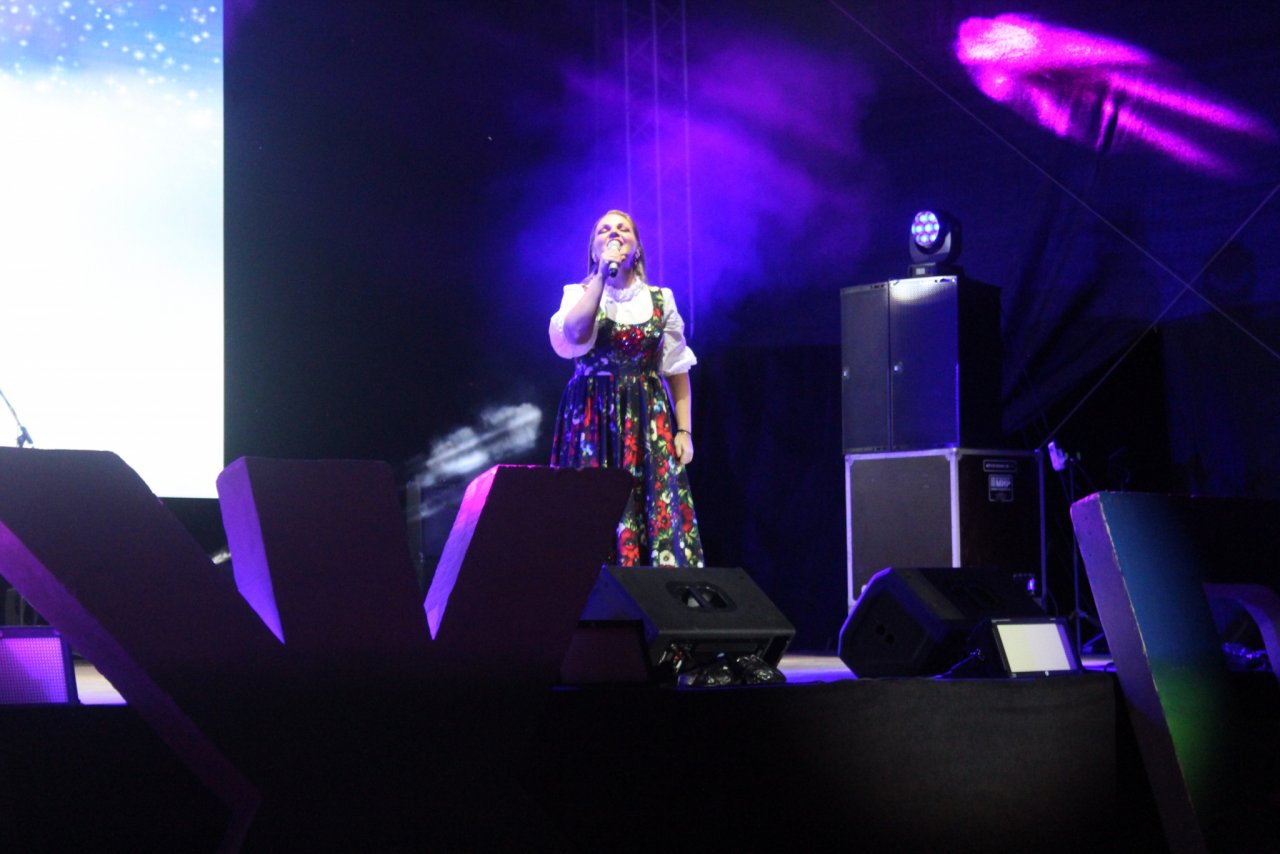 Концерт в День Эжвы: от русского рока до народных песен