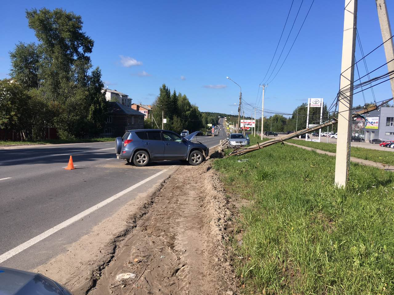 В аварии, где сыктывкарка на «Тойоте» врезалась в столб, пострадал ребенок