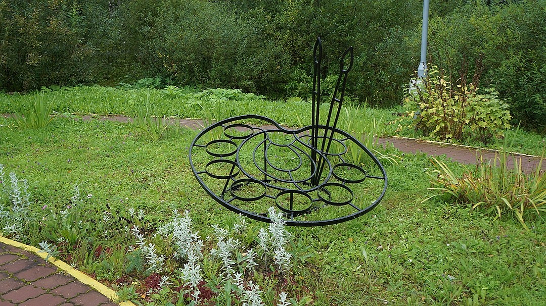 В Сыктывкаре торжественно откроют железную балерину и гигантскую палитру