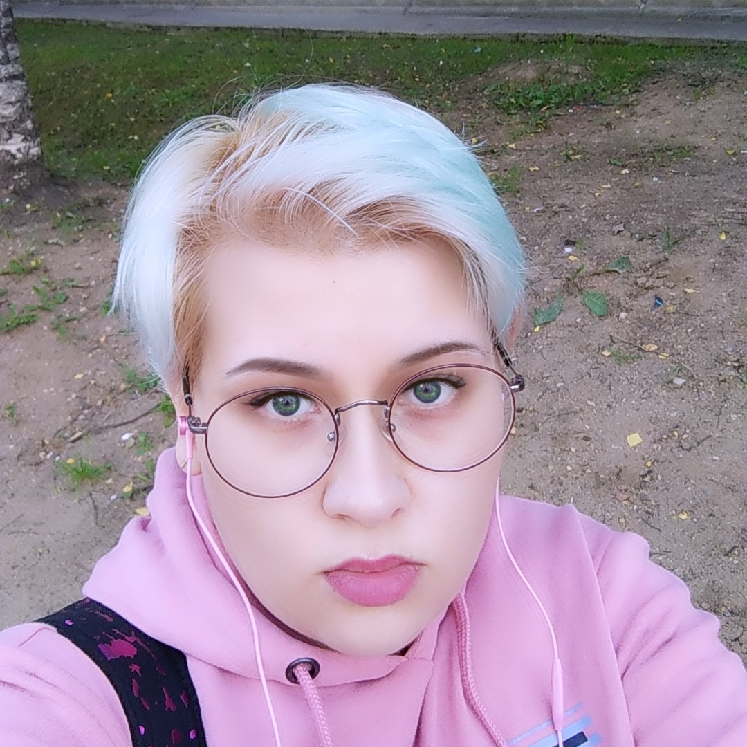 «Это оскорбительно для всех»: феминистка раскритиковала стенды против абортов Сыктывкара