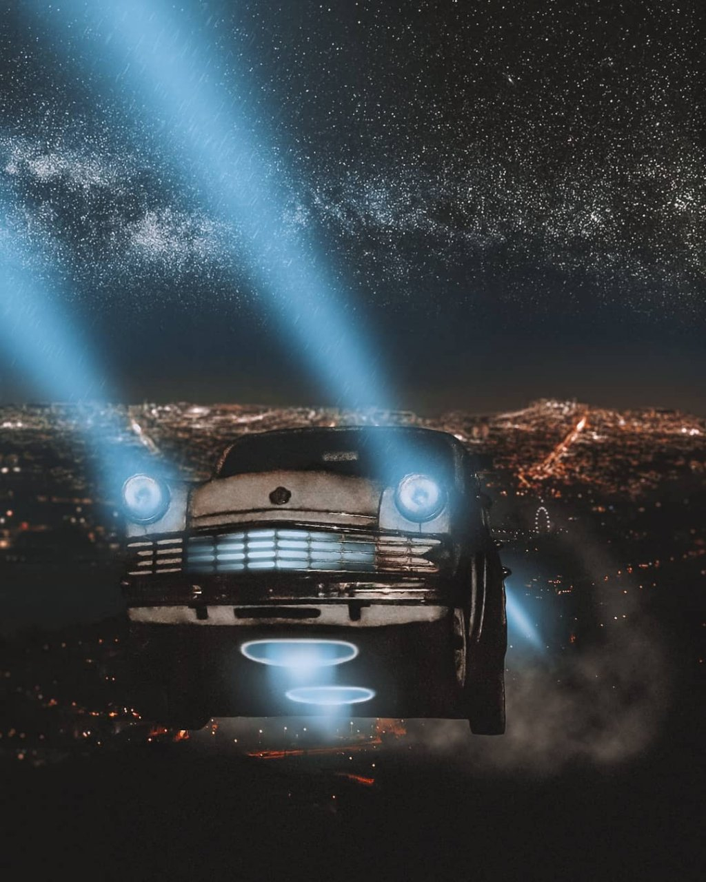 Фото дня в Сыктывкаре: космическая  «Белая молния»