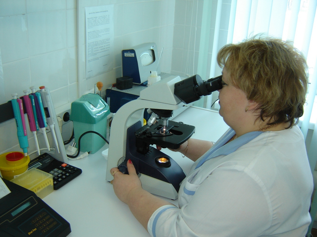 Как пройти медицинское обследование и сдать анализы без очереди