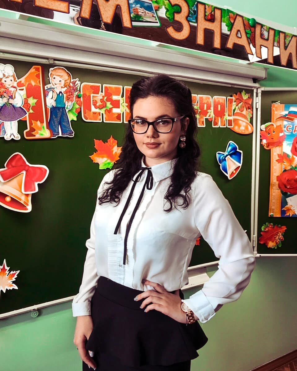 Школьная форма и осенние наряды: 6 фото очаровательных сыктывкарок из Instagram