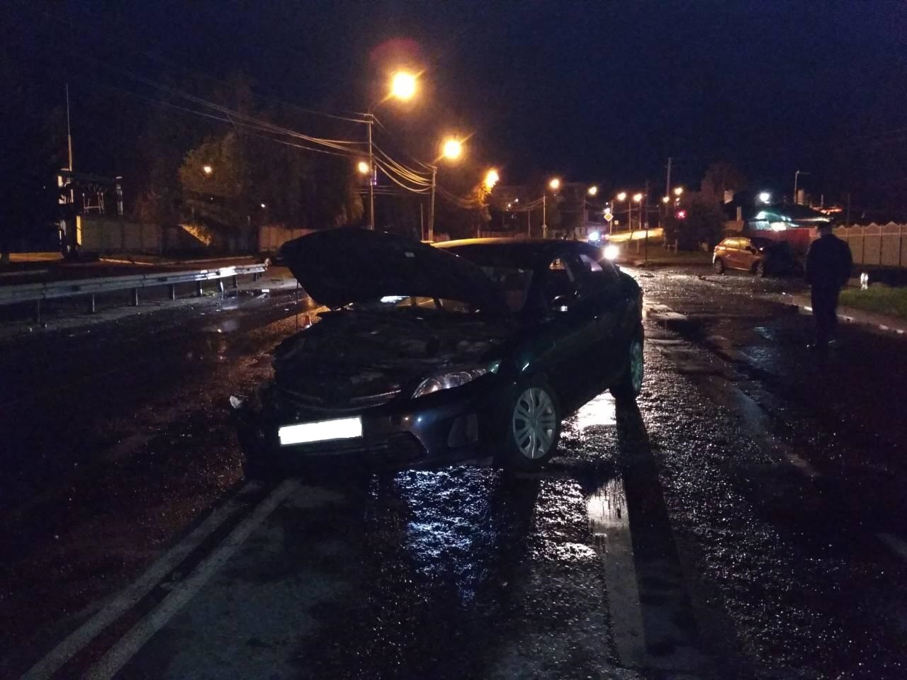 В Костроме разбилась семья из Коми, погиб семилетний мальчик (фото)