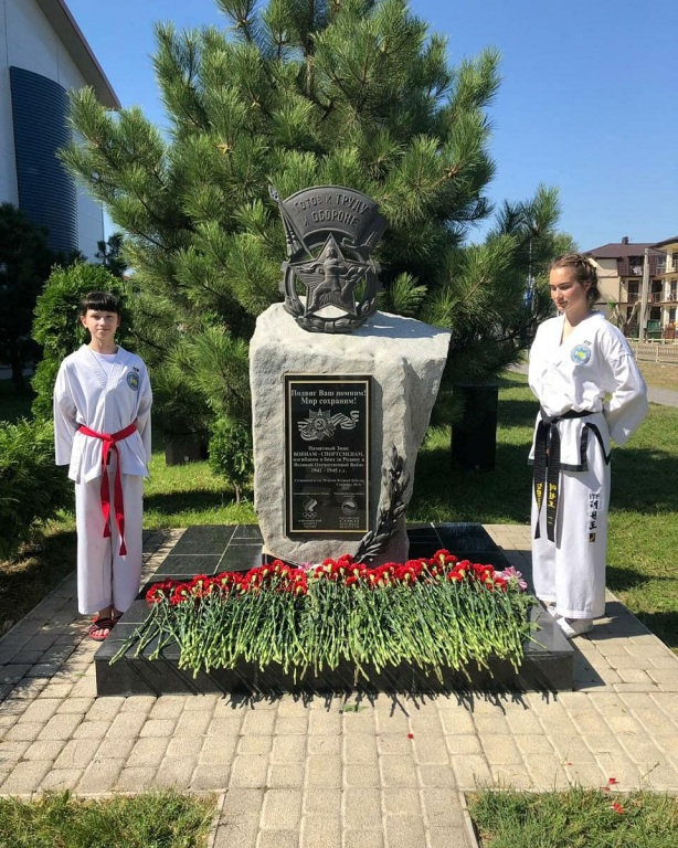 Девушки-тхэквондистки из Коми привезли домой сразу три золотых медали (фото)