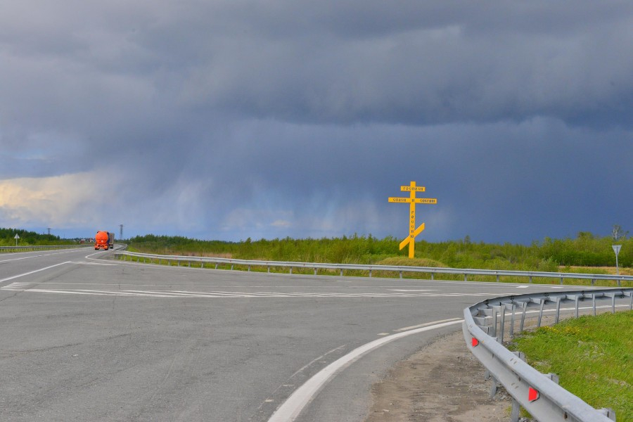 Сыктывкарец поставит на въезде в город гигантский православный крест