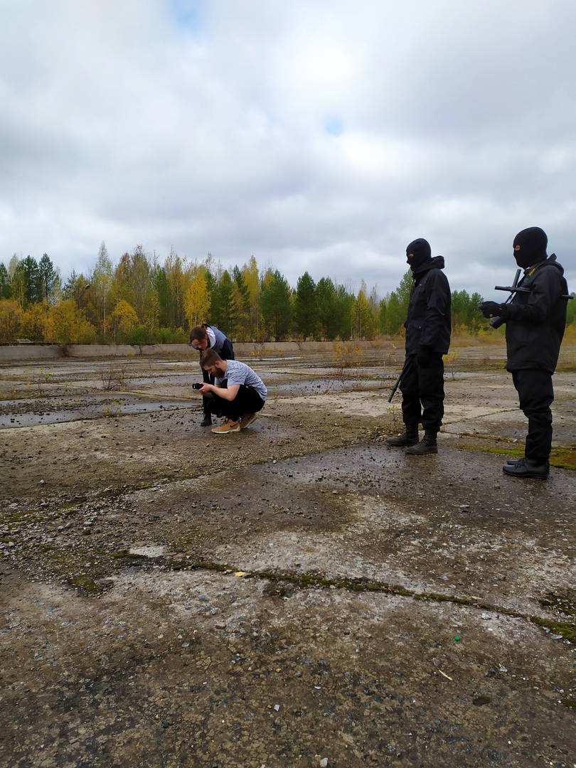 «Человек в маске избил девушку дубинкой»: сыктывкарский режиссёр о съемках эко-клипа