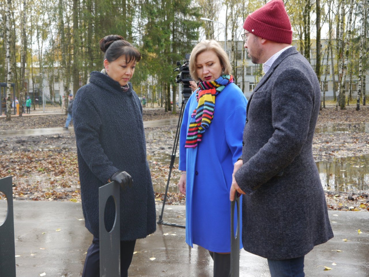 «Грязь и лужи не смущают»: сыктывкарцы о новом парке в Строителе (фото)