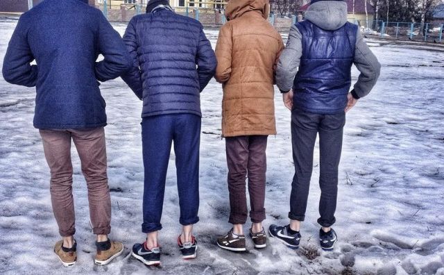 Сыктывкарцы о молодежи с голыми щиколотками: «Поколение без шапок породило поколение без носков»